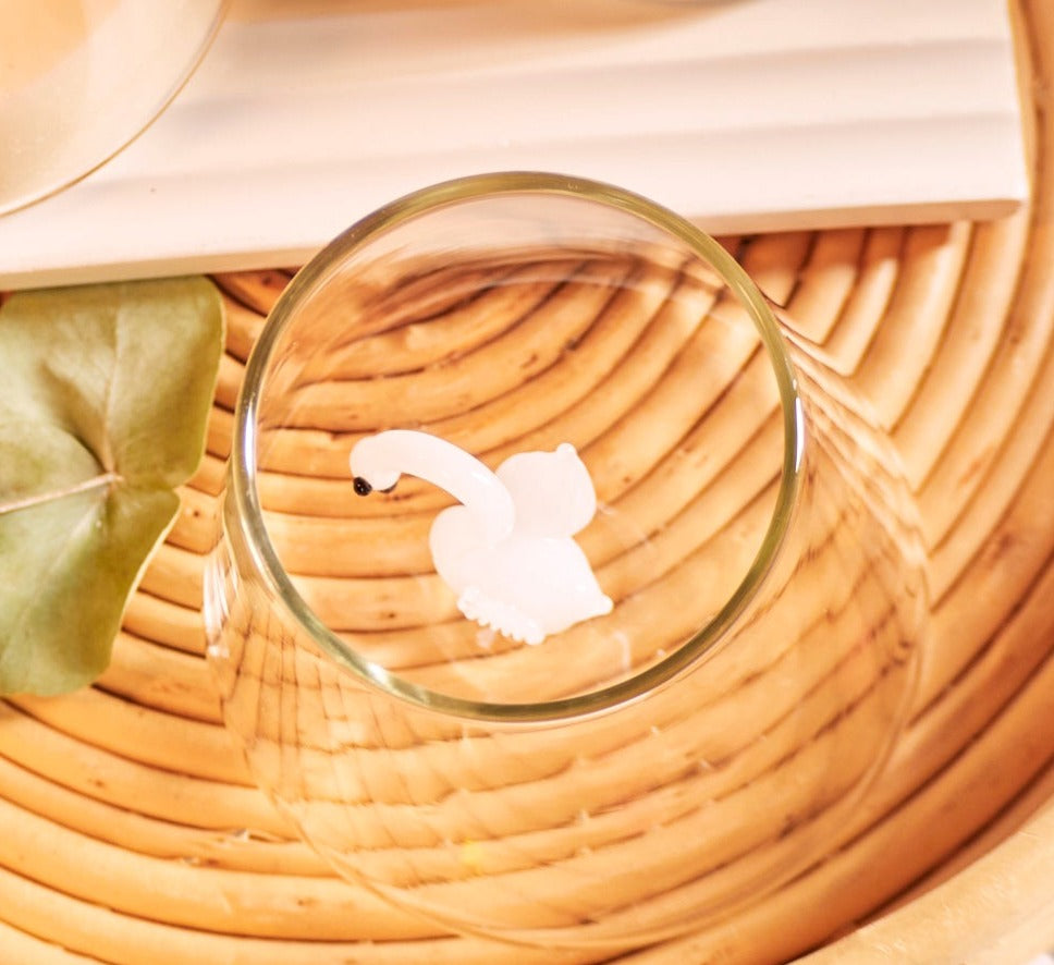Swan glass