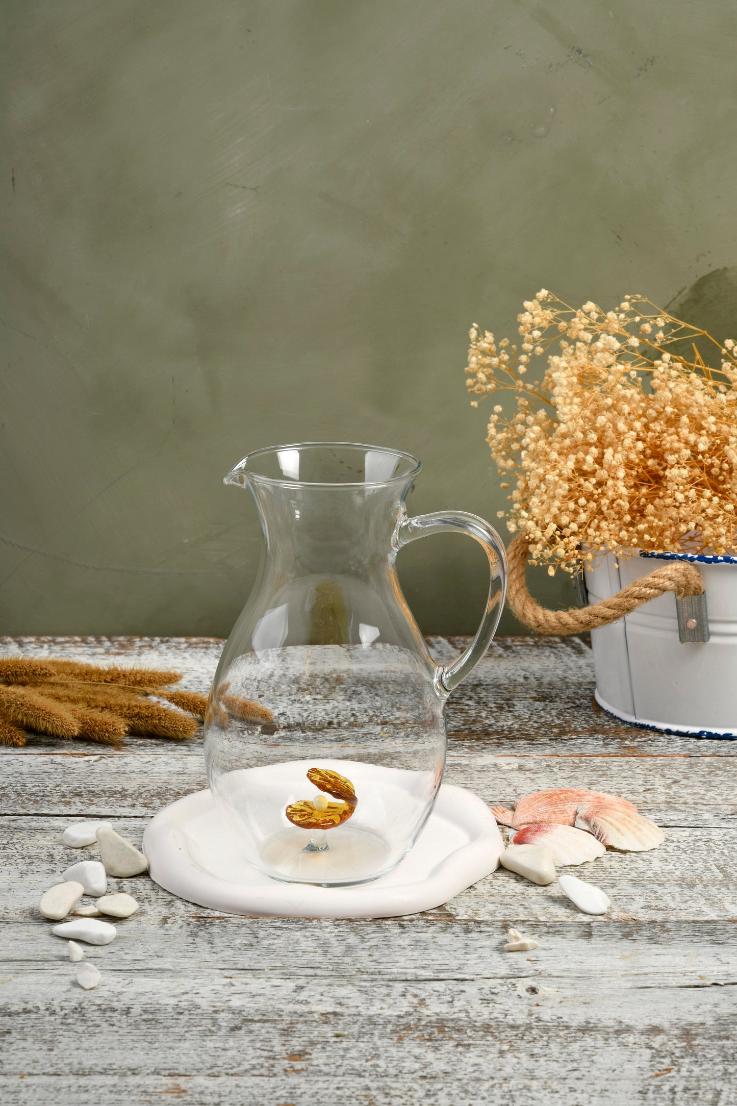Oyster decanter