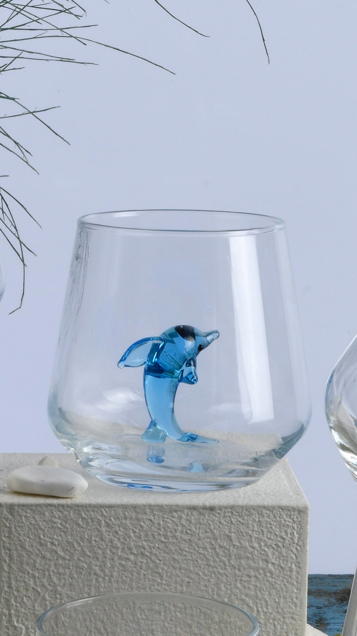 Dolphin Glass